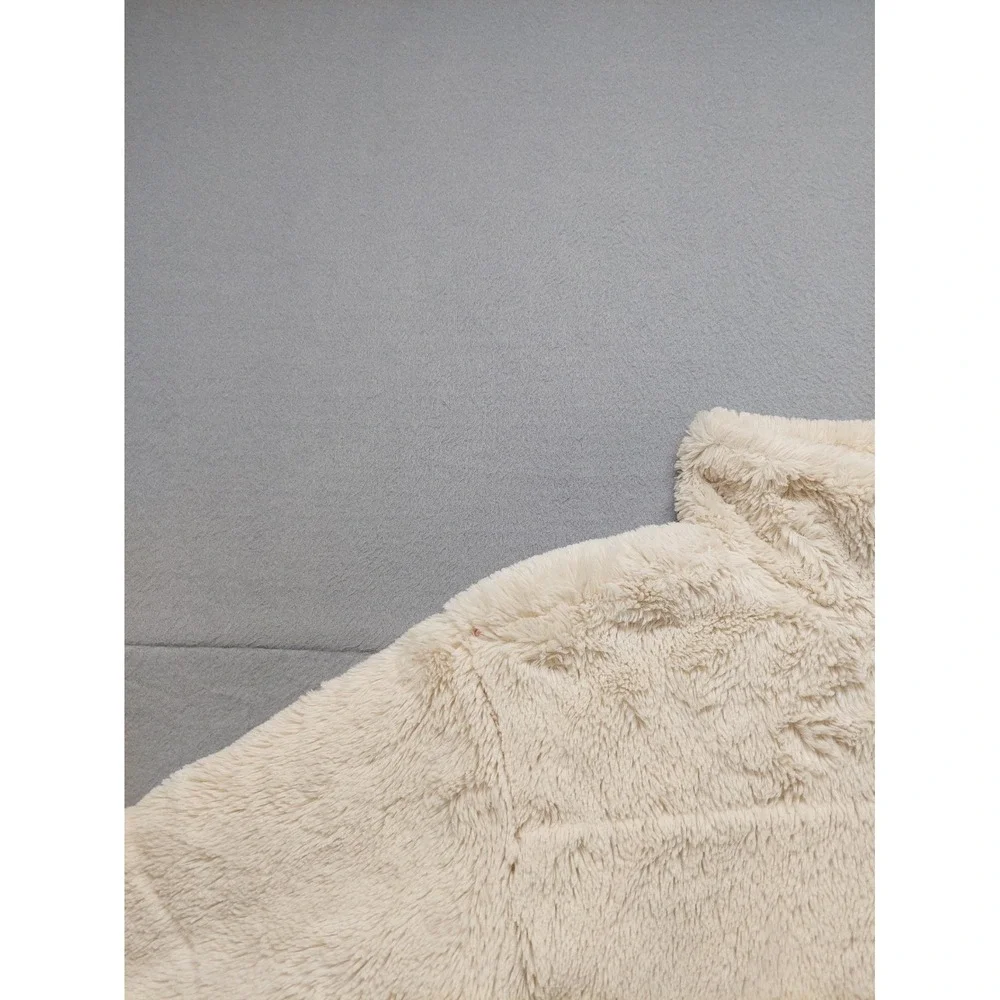Kendall & Kylie Women Fur Jacket‎ M Cream Mock Neck Full Zip Long Sleeve Thermal